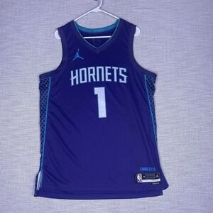 LaMelo Ball Jersey L Charlotte Hornets Jordan Swingman Statement Edition EUC